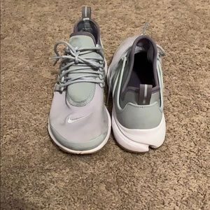 Light green/mint  presto